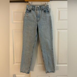 A&F The 90’s Straight Jean - Curve Love